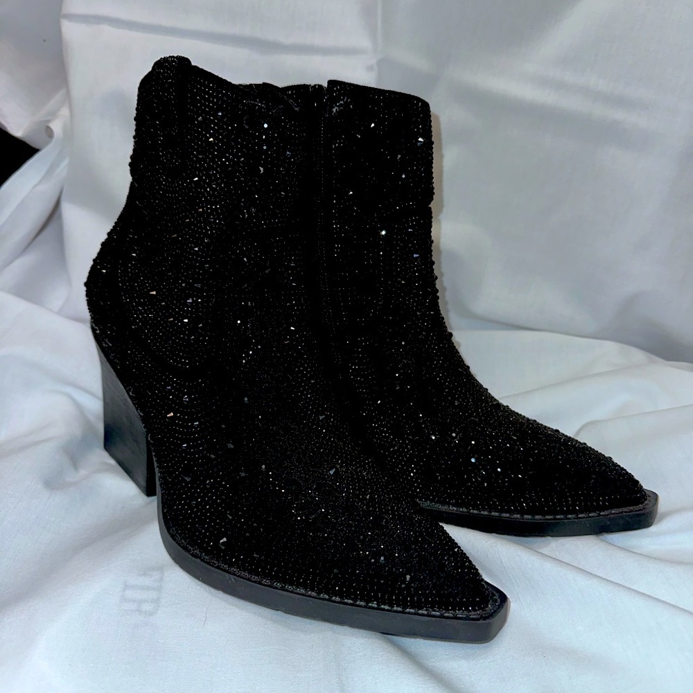 Black sparkly booties